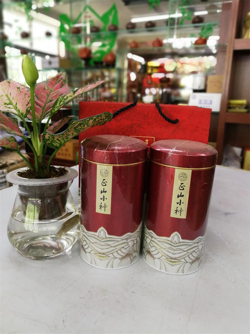正山小种 一提660元/两罐